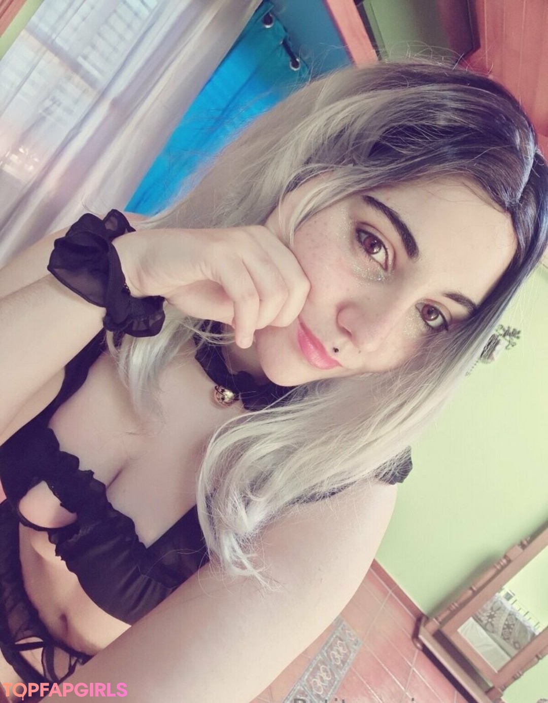 petiteeprincessfree erotic pornstar image