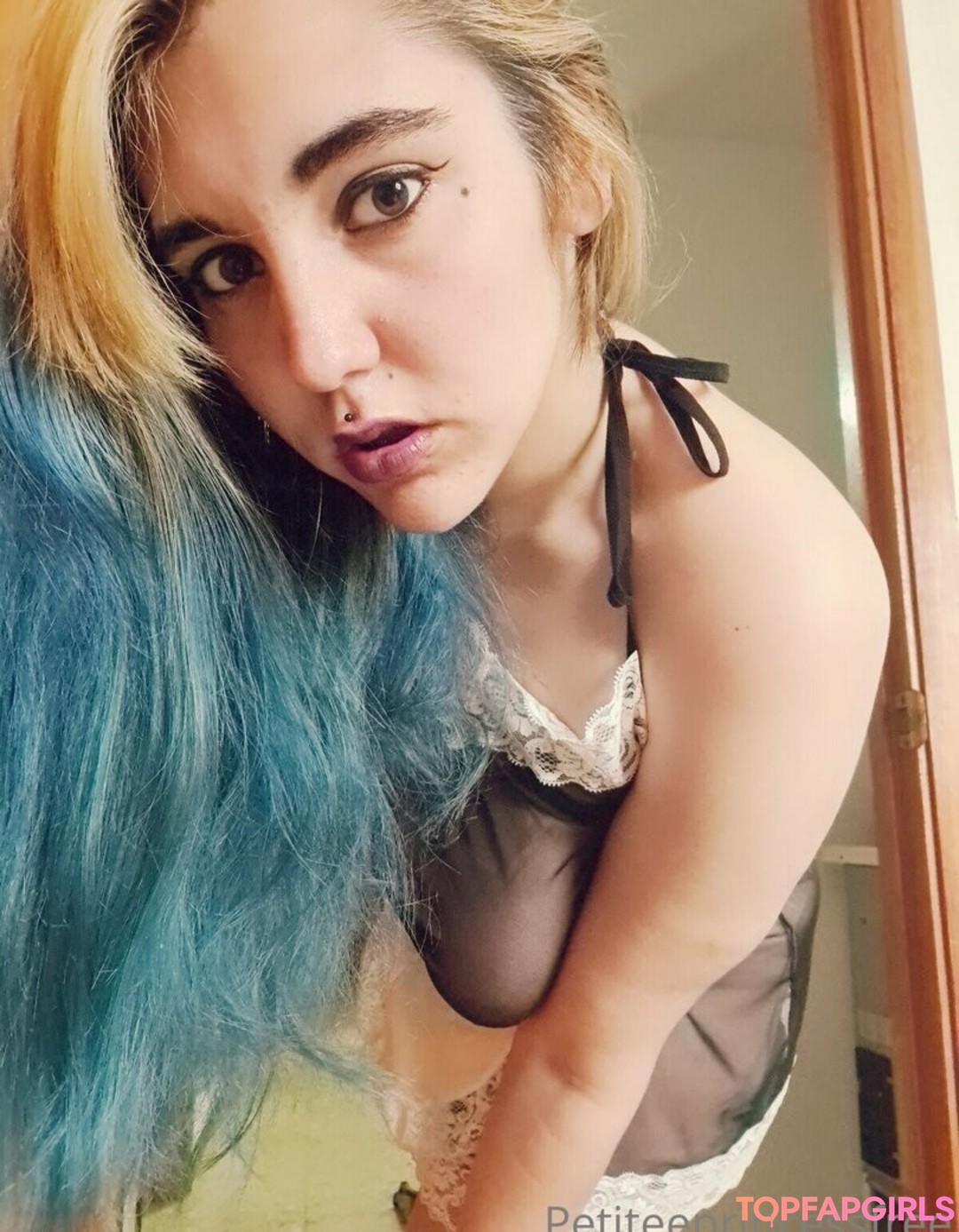 petiteeprincessfree naked model pic