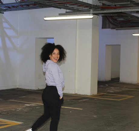 Feelinfree model erotic image