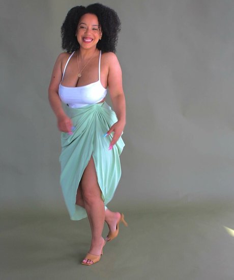 Feelinfree model art pictures