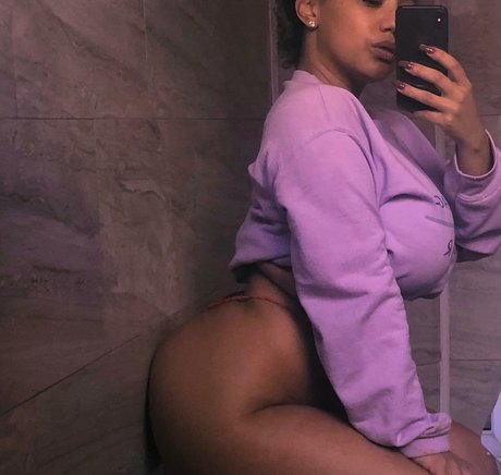 Feelinfree xxx star gallery