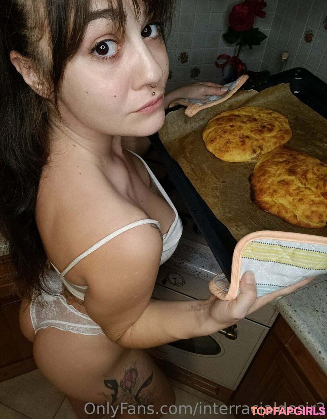 interracialdesir3 star adult photo
