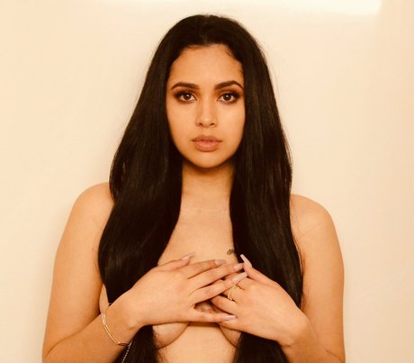 Jasmine Villegas beautiful pornstar img