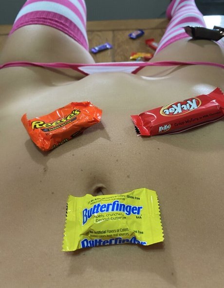 Daisy Girl 13 top profile image