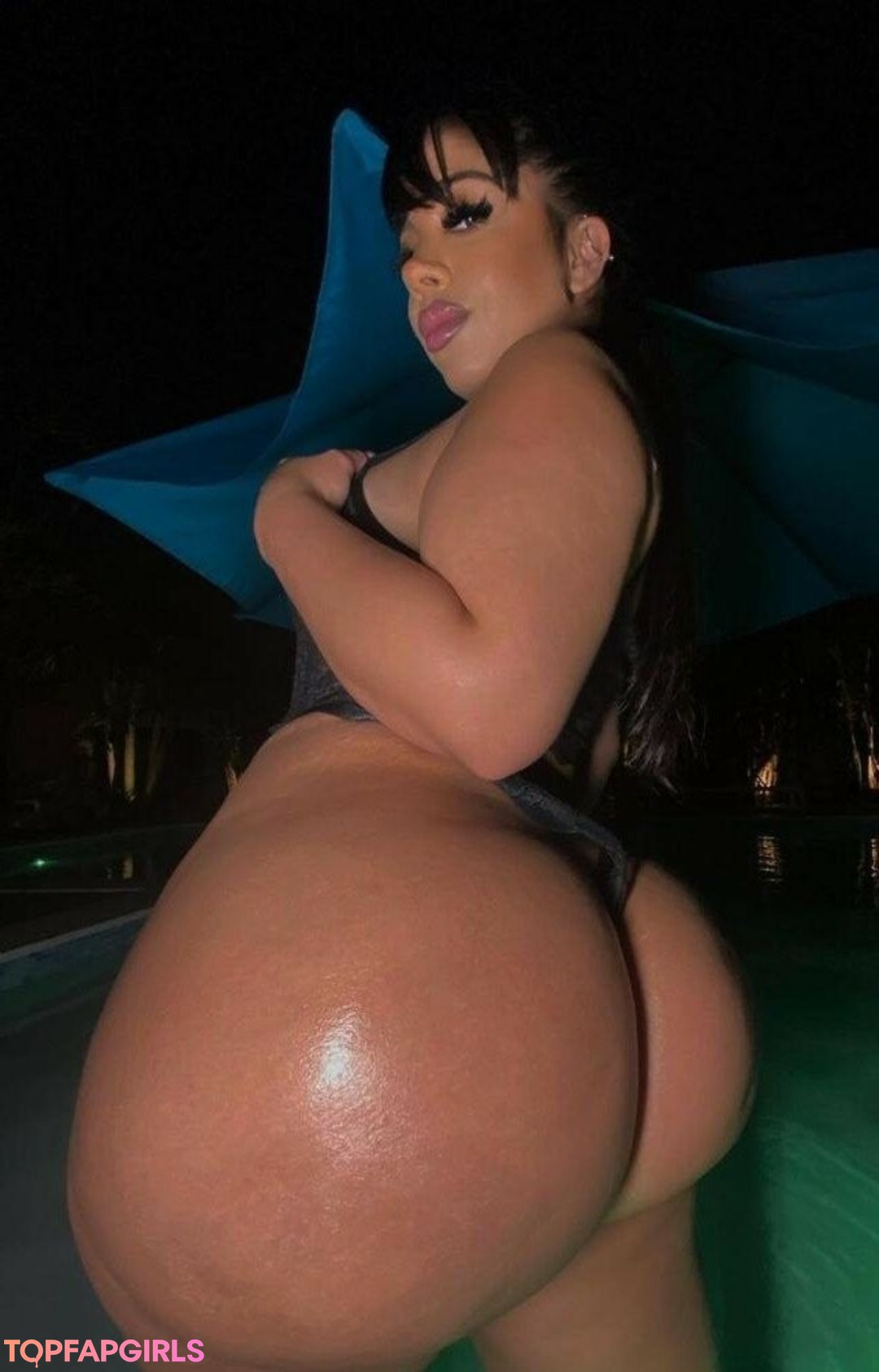 TaiTheFiveFooter porn model image