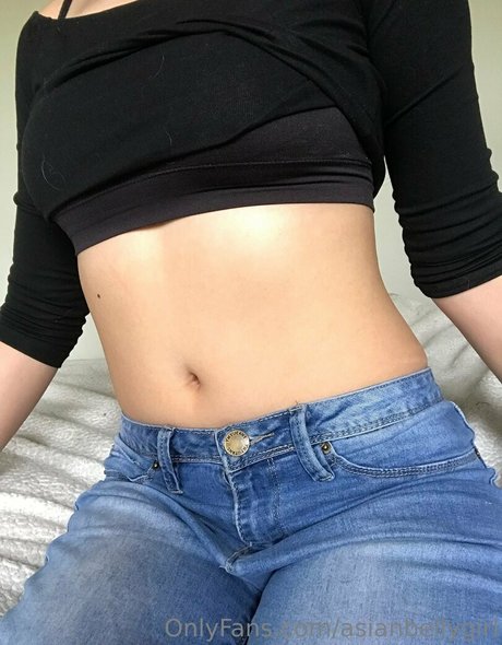 asianbellygirl exclusive pornstar pic
