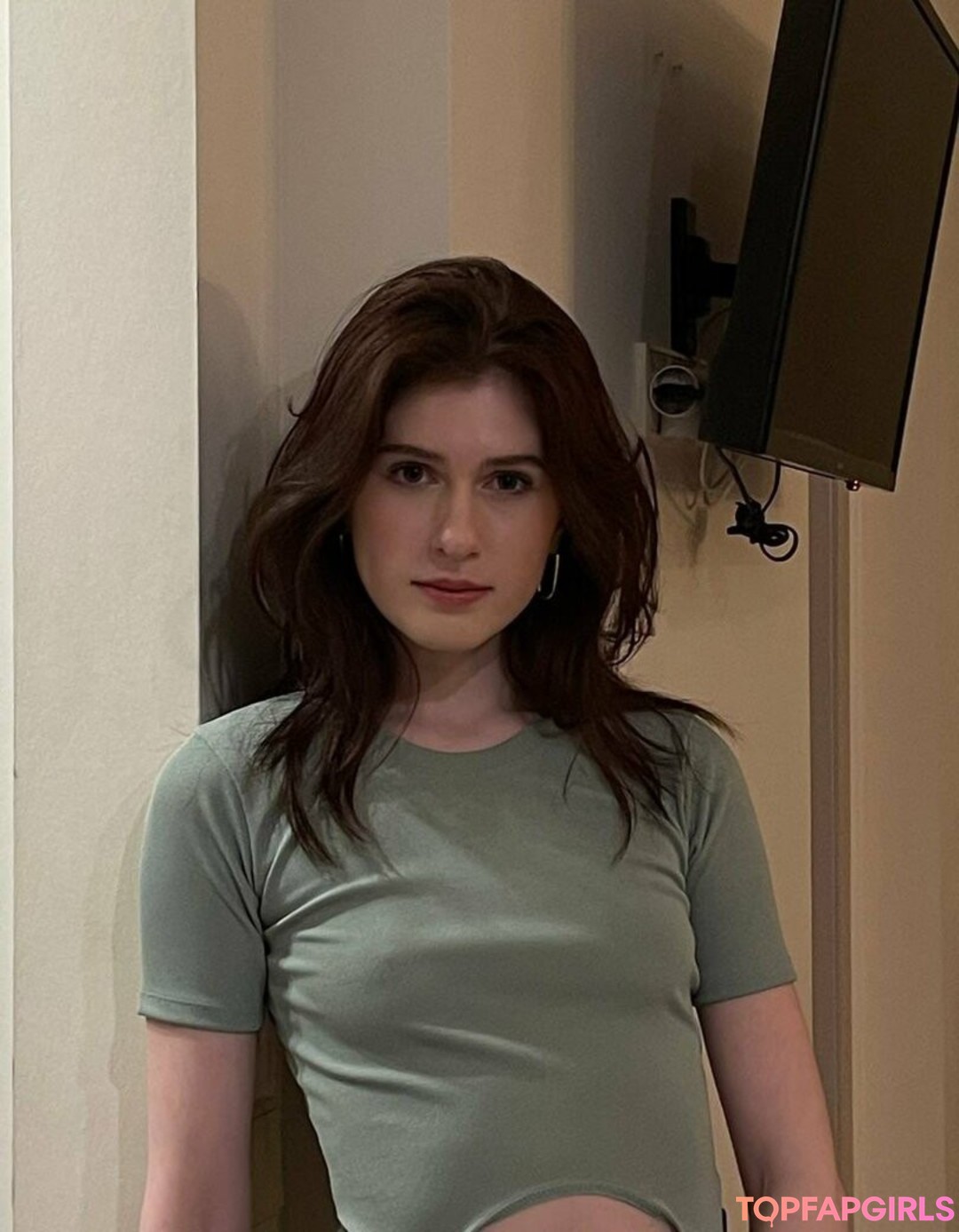 Hot Pearl pretty actress photo