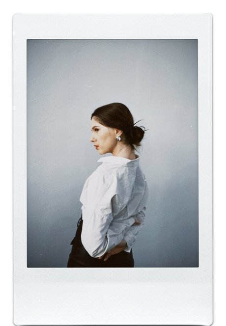 Hot Pearl erotic actress archive