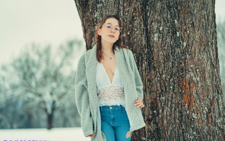 chlobodyyy star art pictures