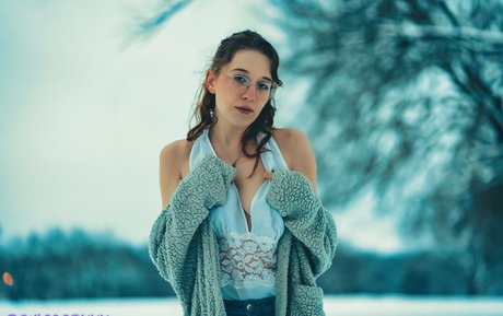 chlobodyyy model free galleries