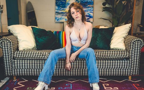 chlobodyyy model nudes archive