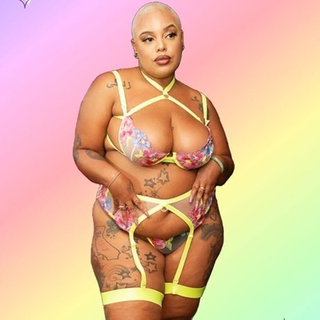 brunette petite onlyfans hot nude picture