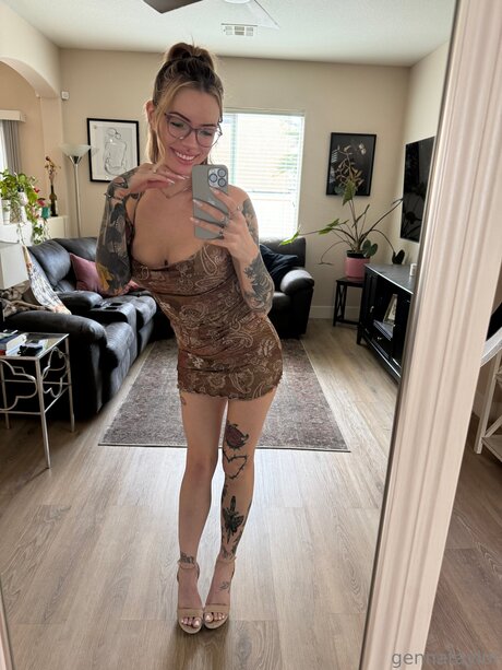 genna_ perfect model photo