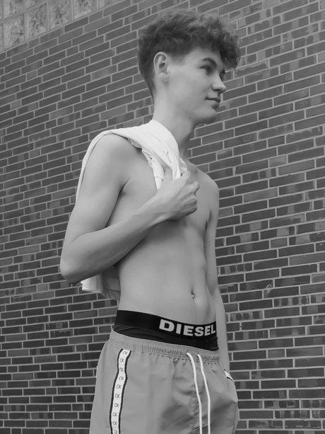 Dylan Maikel pornstar sex img