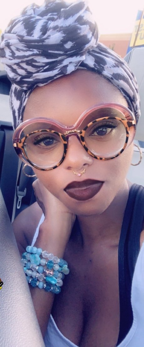 Geneva s Closett sexy pornstar photos