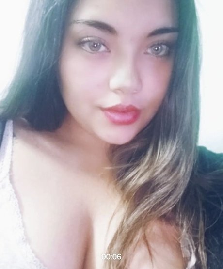 Estefanii sex model photos