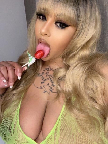 ebony squirt onlyfans erotic pictures