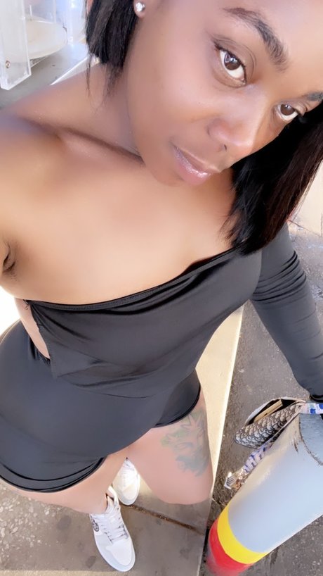 hot asian onlyfans exclusive picture