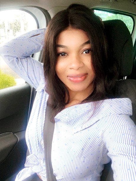 Donanota model nudes image