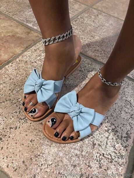 MyTopTierToes sex star photo