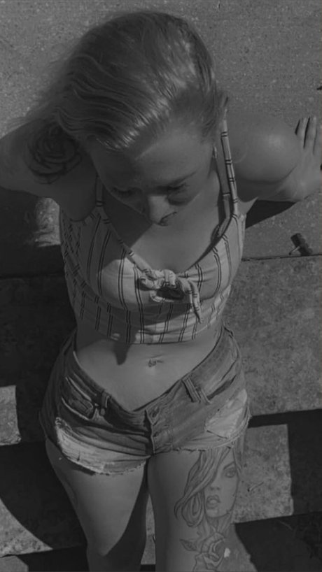 Daddysgirl99 pornstar hot pic