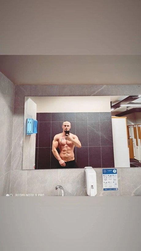 Ceyhun model art photo