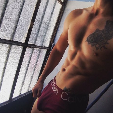 Carlos Blanco model hd archive