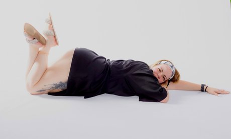 Naughtyy Duchess xxx pornstar img