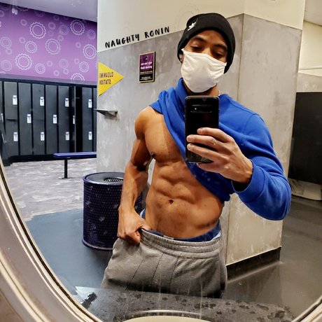 curvy lesbian onlyfans sexy nudes pics