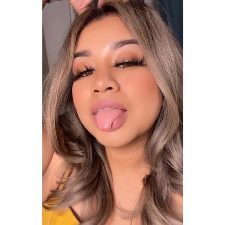 Cecii sexy star photos