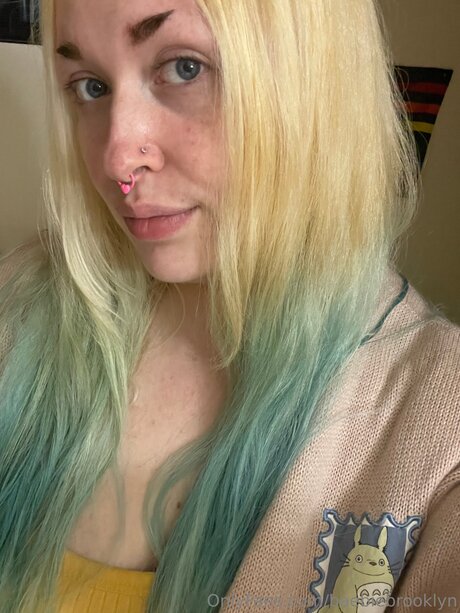 Brooklyn Baebie pornstar high quality pictures