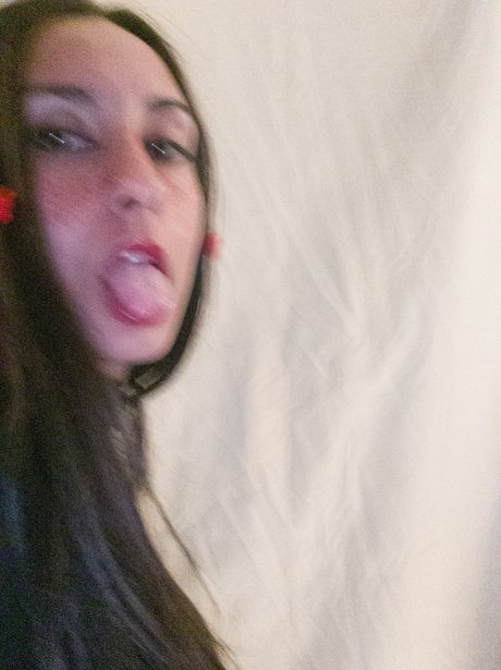 K A T pornstar archive