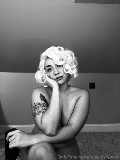 Bessie Snow porn actress pic