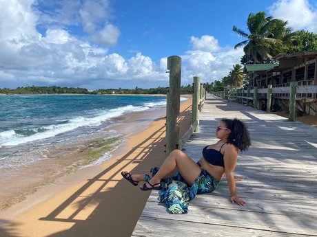 Caribbean Queen_ top star pictures