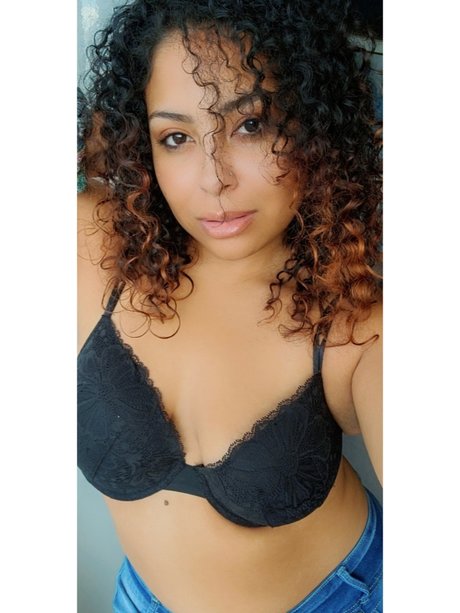 Bella Emara free actress picture