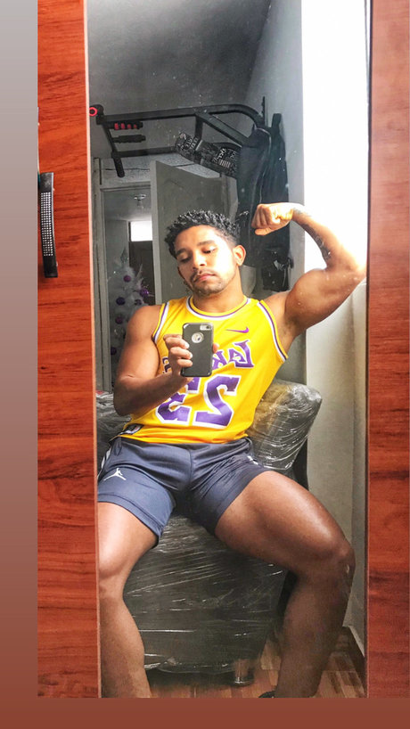 lesbian anal strapon onlyfans sexy nudes pictures