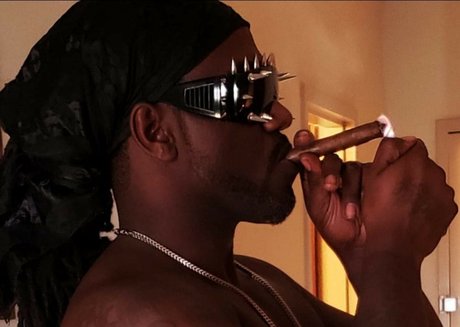 Nigel grey exclusive star photo