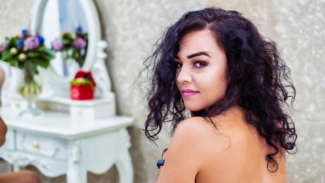 NinaRay star beautiful photos