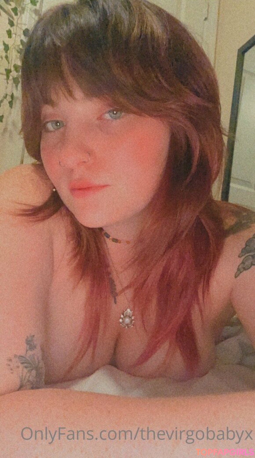 shemale onlyfans top photo
