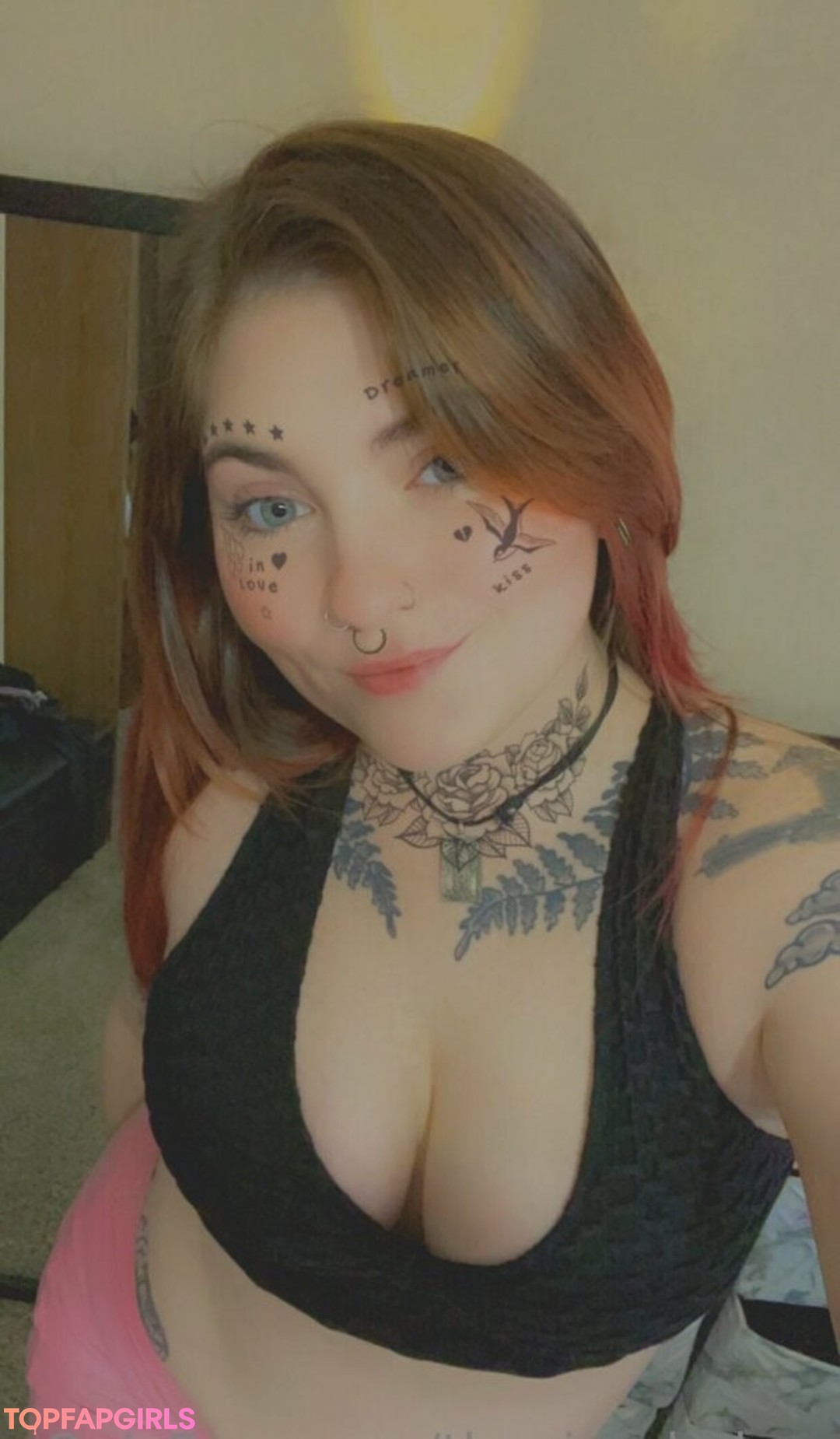 thevirgobabyx adult model image