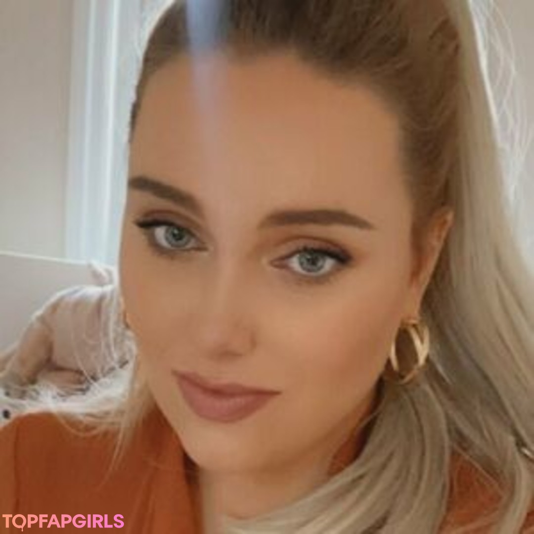 Pachuca Curves exclusive pornstar images
