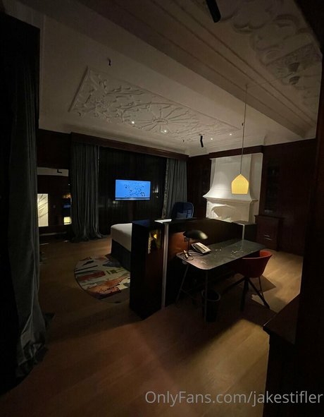 jakestifler erotic model img