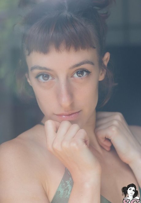 hopefulsuicidegirls model sexy img