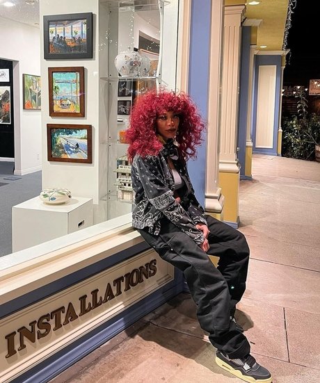 Kiera Please model nudes gallery