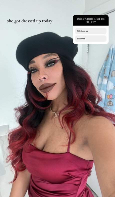 Kiera Please star pretty photo