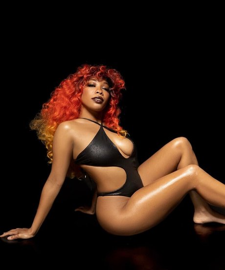 Kiera Please beautiful actress pictures