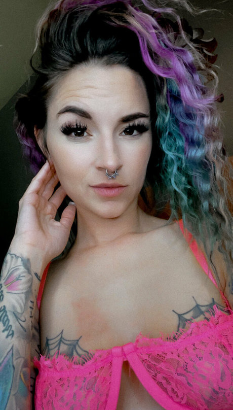 rubyroxanne high quality actress pic