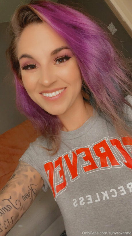 rubyroxanne erotic pornstar pic