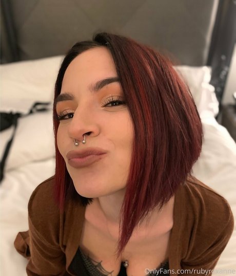 rubyroxanne model xxx image
