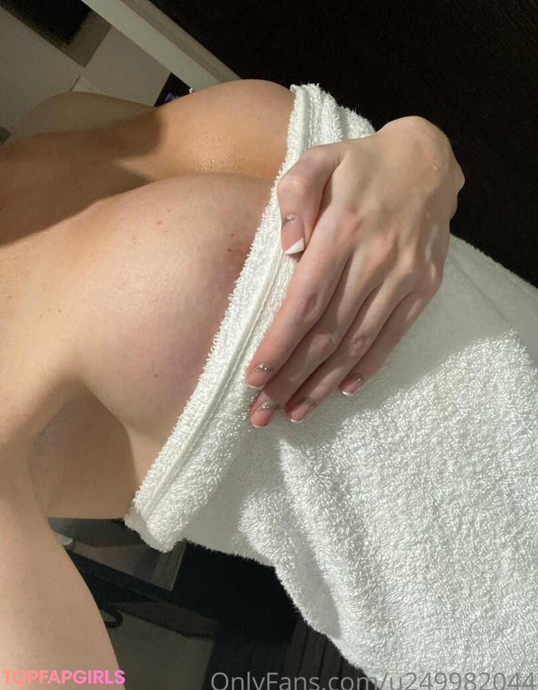 evadeexo nice pornstar picture